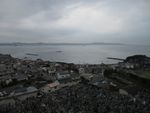 観音堂から見る船形の町並みと東京湾